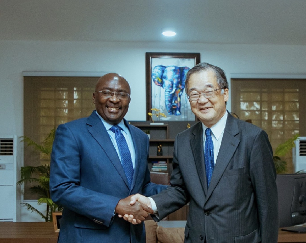 Dr Mahamudu Bawumia and Japan’s Ambassador to Ghana, Hiroshi Yoshimoto