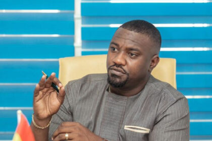 John Dumelo