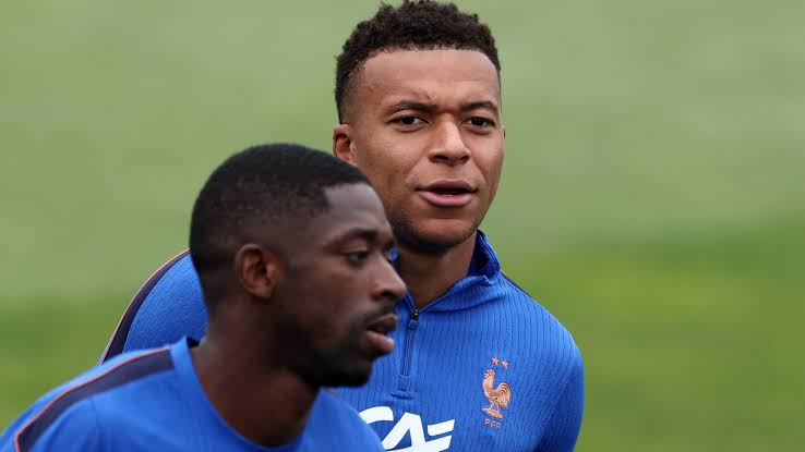 France teammates Kylian Mbappé and Ousmane Dembélé.